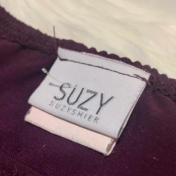 Suzy Sheir off shoulder - Picture 4 of 4